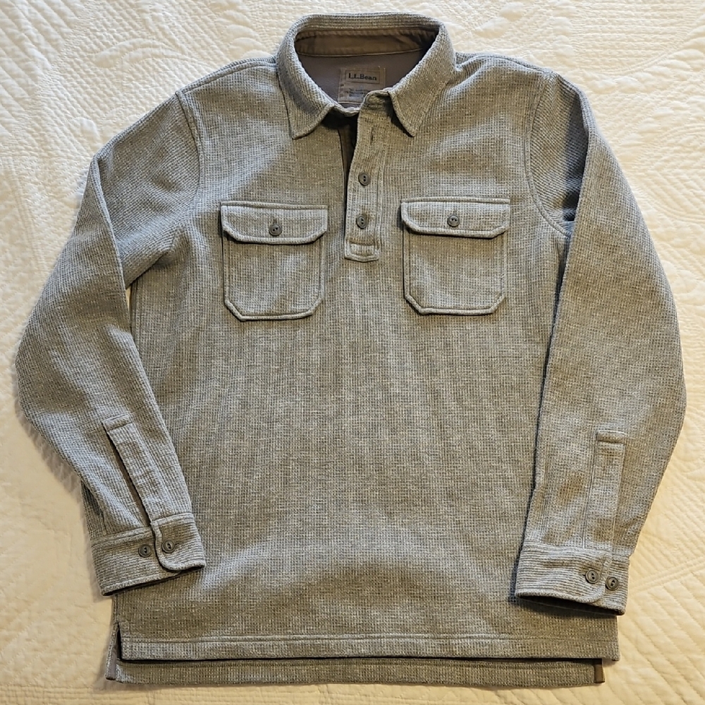 L.L. Bean Men's Gray Casual Button Down Shirt